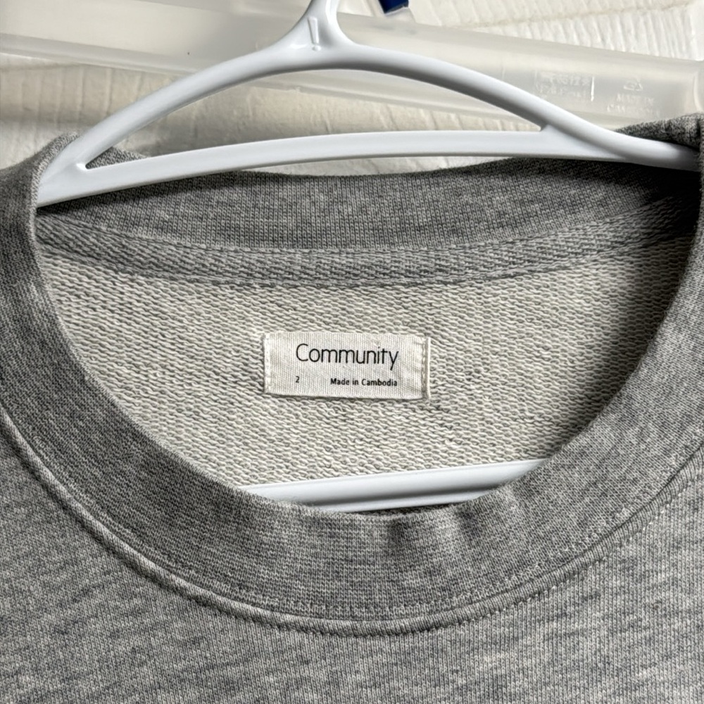 Crew neck - Picture 2 of 2
